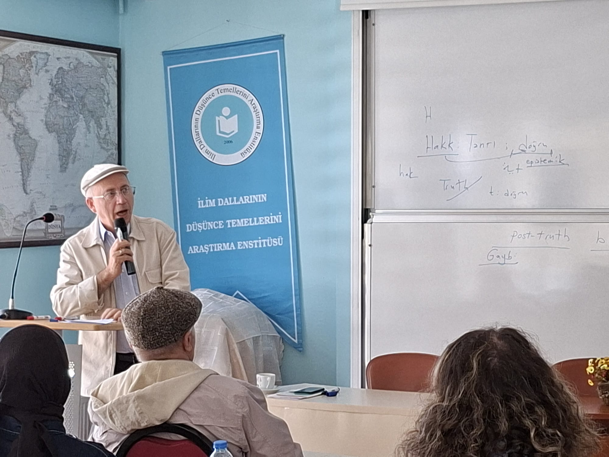 Hakikatin Gerçekliği Gerçekliğin Hakikati -Prof. Dr. Halil Rahman AÇAR-