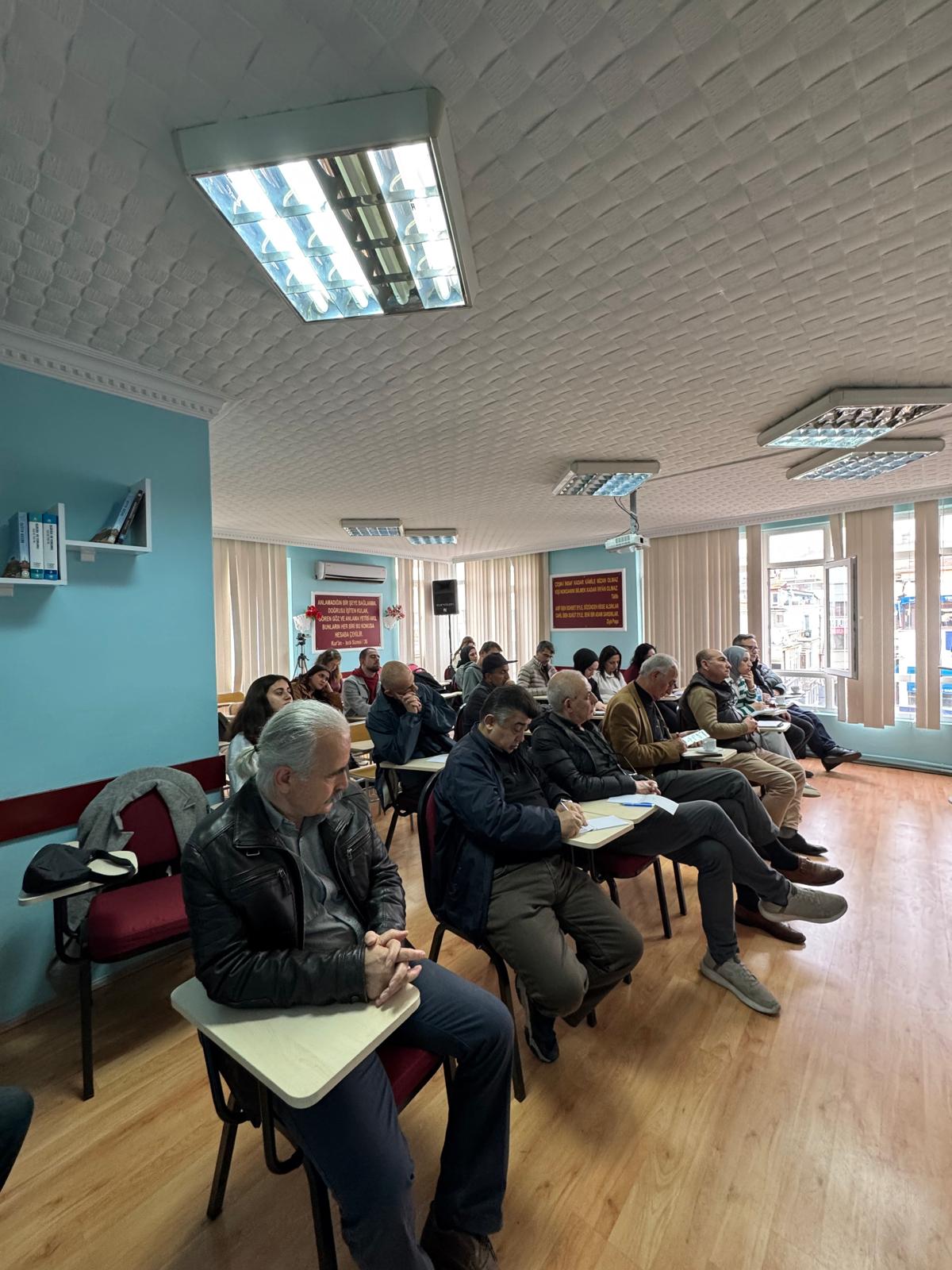 İSLAM DÜNYASI VE FELSEFE -Prof. Dr. Şafak URAL-