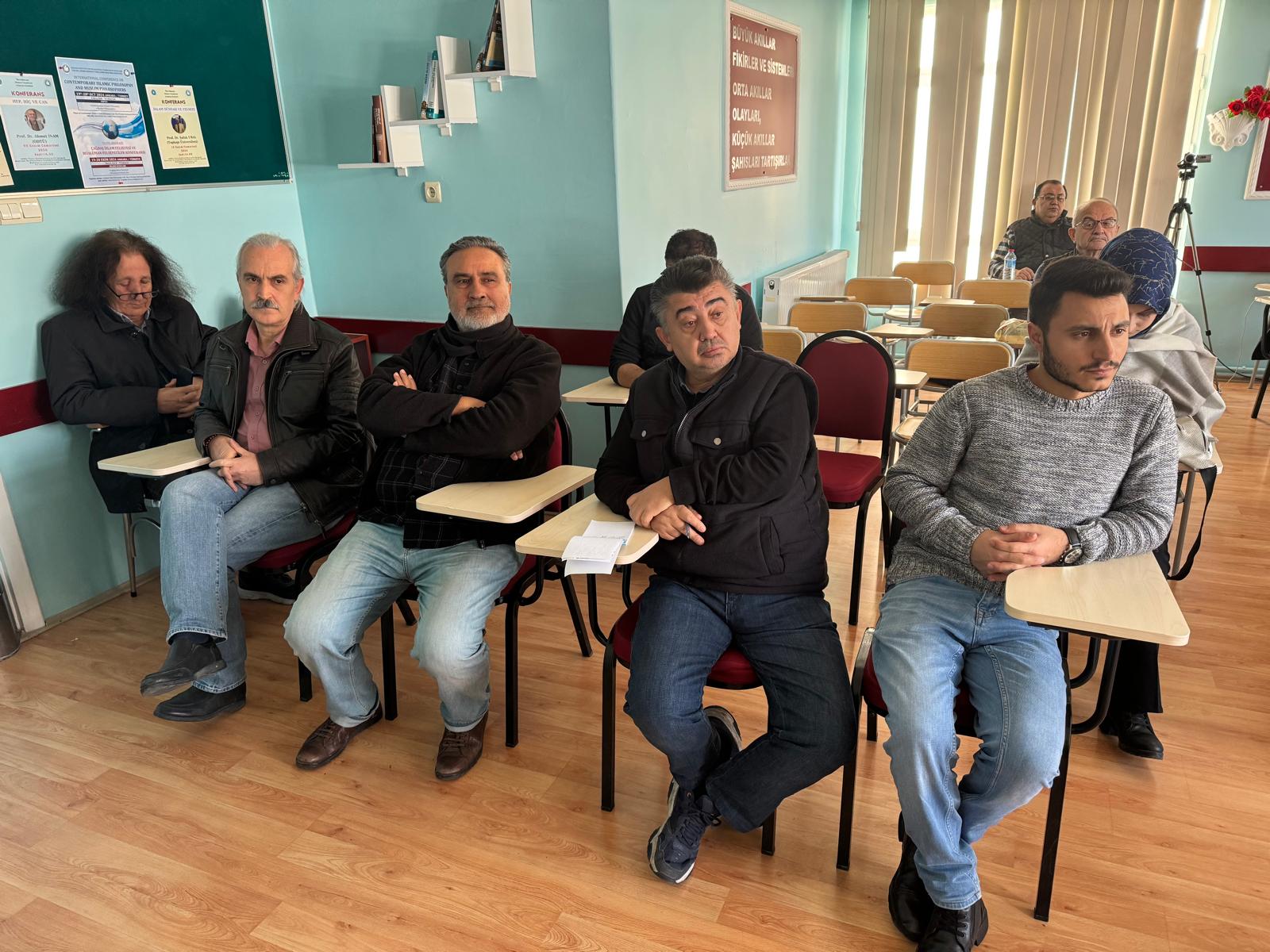 Disiplinler Arası Bağlamda Mantığın Rolü -Doç. Dr. Ekrem Zeki DUMAN- 